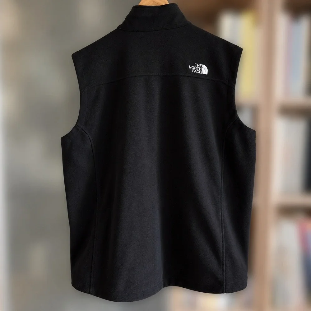The North Face Mens WindWall Fleece Vest Black XL Full Zip Softshell Outdoor